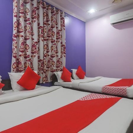 Oyo 60651 Hotel Arya Варанасі Екстер'єр фото